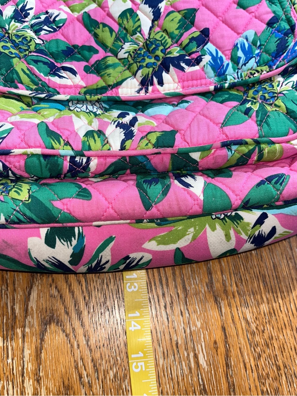 Vera Bradley Hipster Mail Bag Tropical Paradise Pink Green Aqua and Off-White - Picture 8 of 9